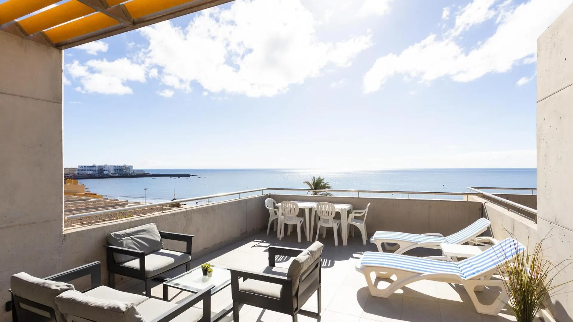 Medano Surf Beach Holiday Home By Sunkeyrents El Médano